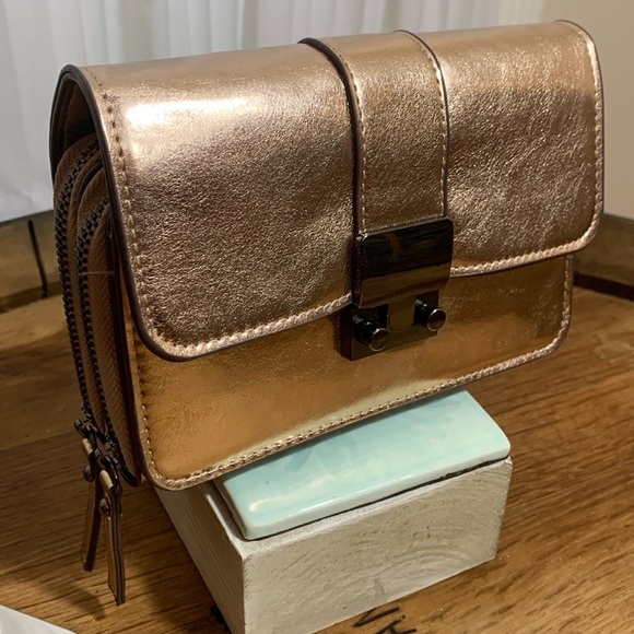 Sondra Roberts | Rose Gold Faux Leather Crossbody Wristlet Clutch Zip Around Bag - Picture 17 of 17